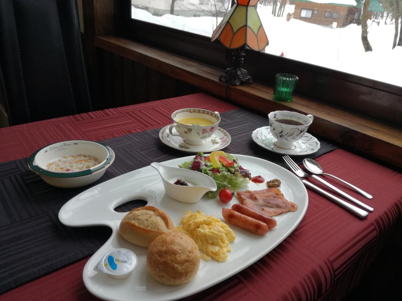 Hakuba Vivaldi Hotel Eksteriør billede